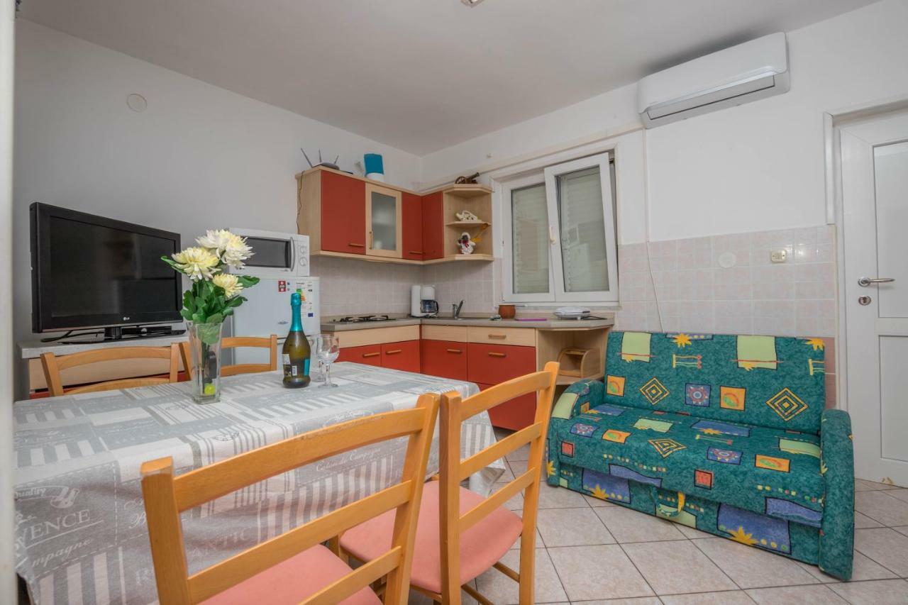 Apartman Zlatica Dramalj Bagian luar foto